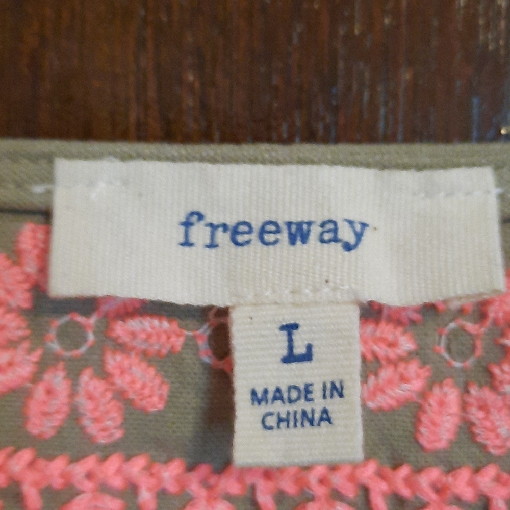 Freeway Top/Tunic - Picture 2 of 6
